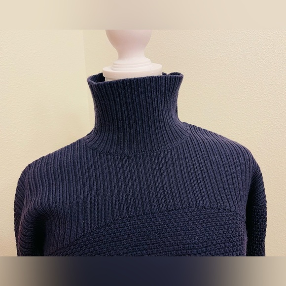 Lululemon Blue Textured Mock Turtleneck Pullover Sweater - Picture 6 of 10